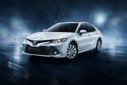 Harga Toyota Camry 2022